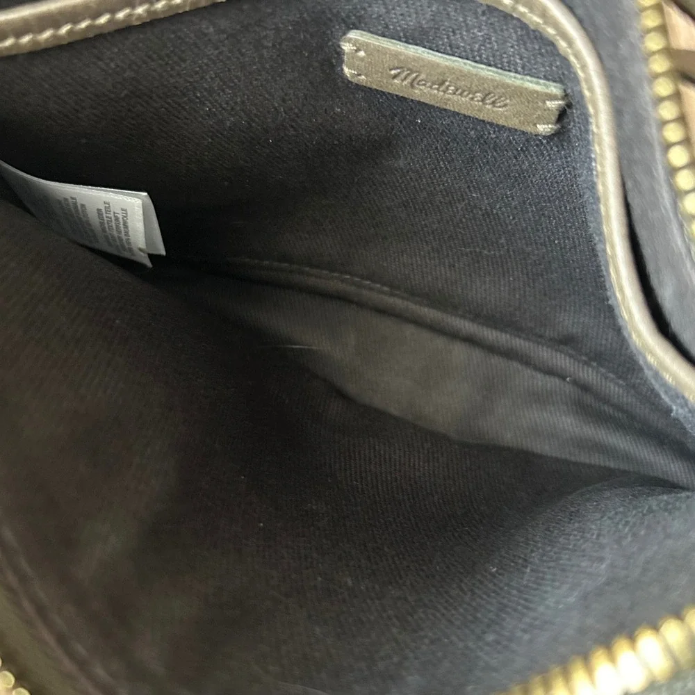 Madewell The Simple Leather Crossbody Bag Olive Green Brown Zip Top Small Purse